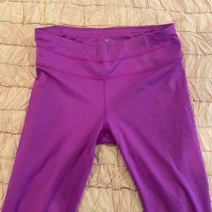 Athleta purple capris